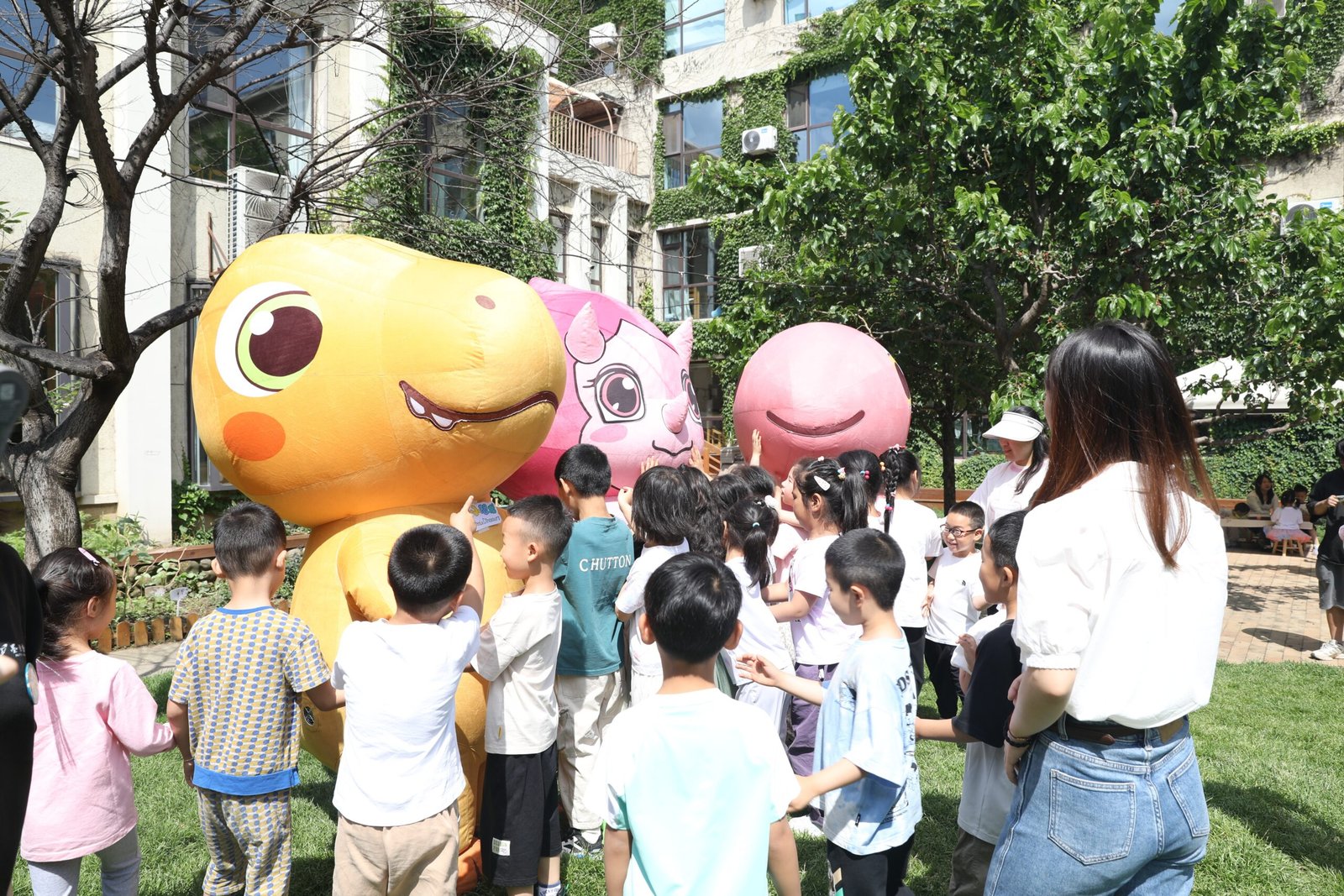 Three Little Dinosaurs outdoor children’s event